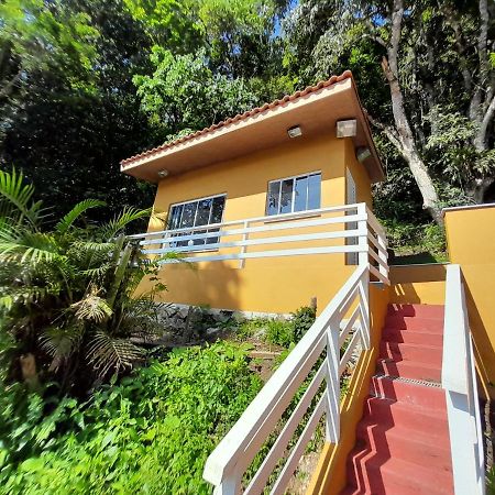 Vila Por De Sol No Mar Da Cama Caraguatatuba Exteriér fotografie